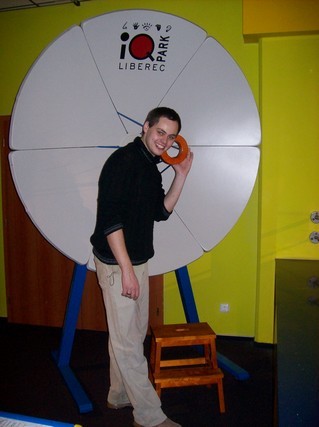 Satelit