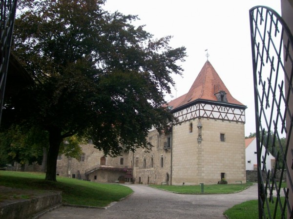 Budyn