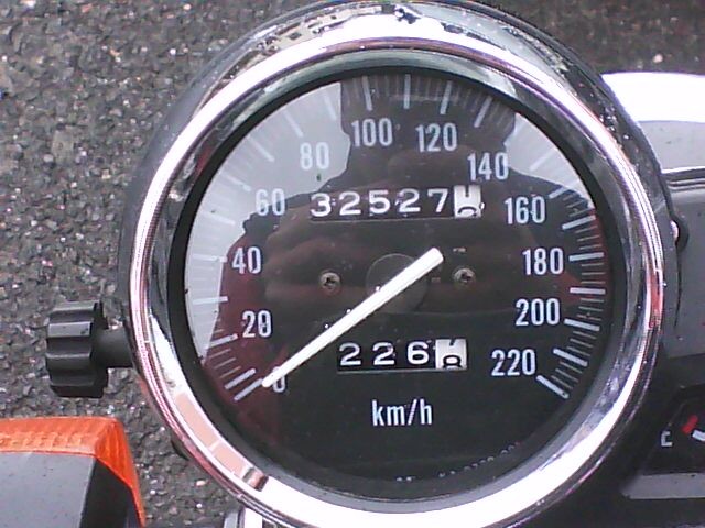 32527 km konen stav tacho 20