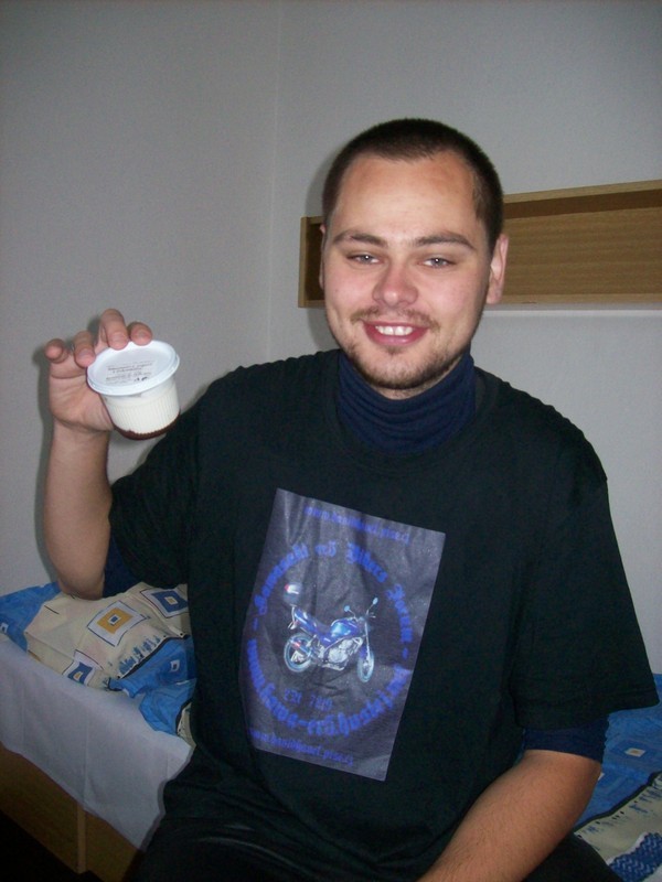 101_9636 Jogurt skoro domc