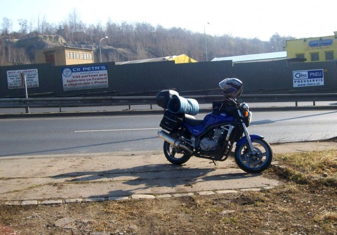 101_2819 na hranici Prahy